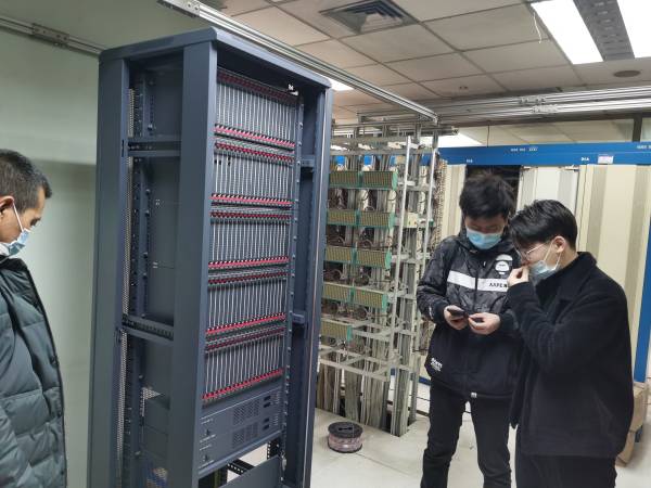 建行语音程控交换机主机图 建行语音程控交换机主机图